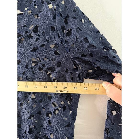 NWOT Banana Republic Womens Open Floral Lace Preppy Button Navy Blouse Large - Picture 8 of 9